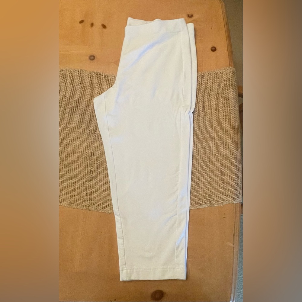 J. Jill Pure Jill White Knit Capris